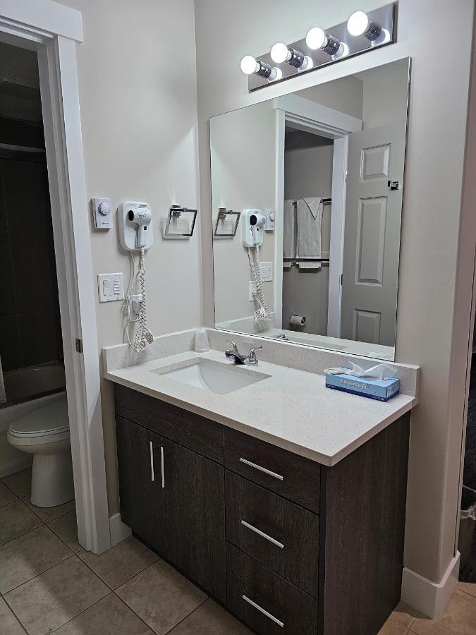 Western Budget Motel #1 Leduc/Nisku מראה חיצוני תמונה